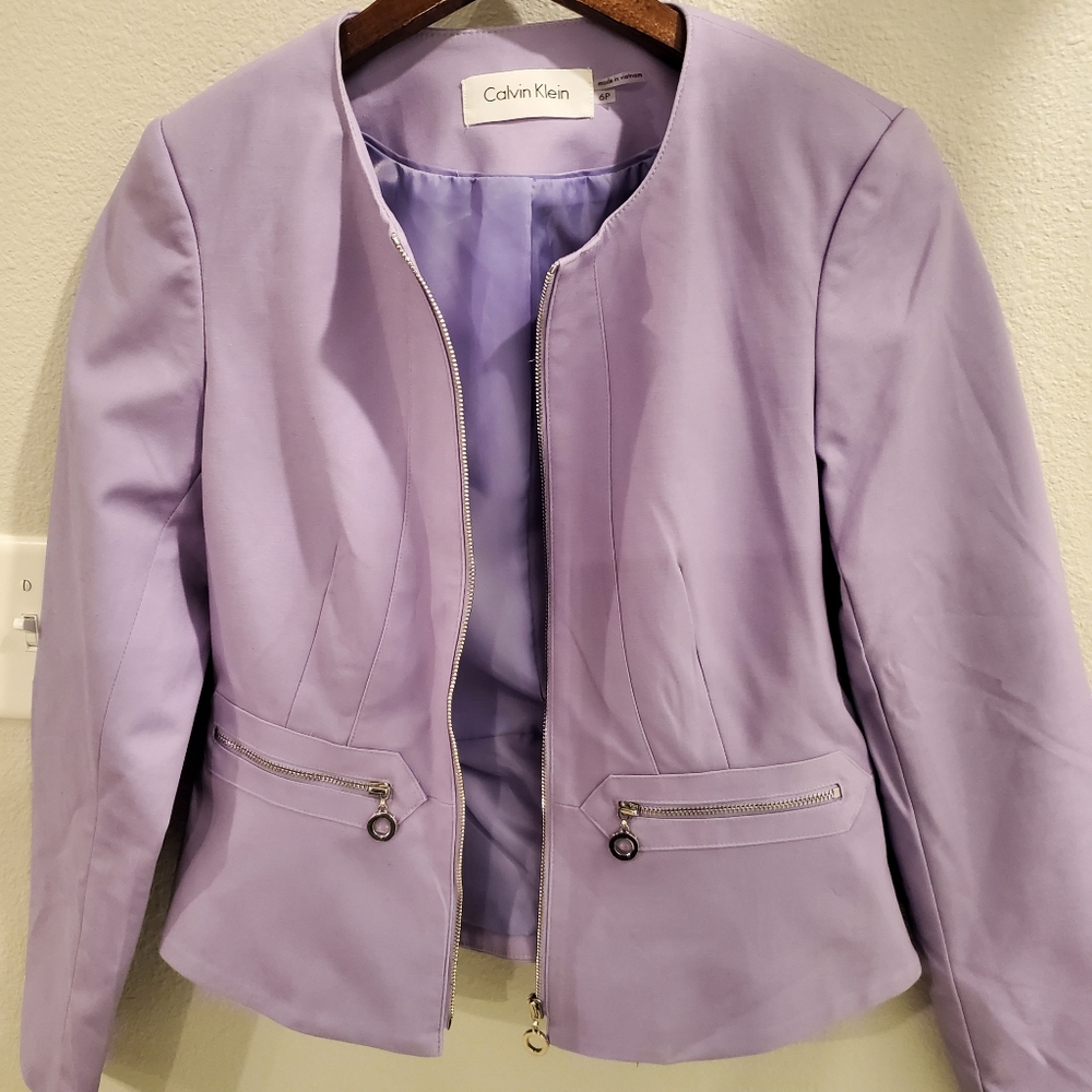 Calvin Klein size 6 petite purple Blazer.